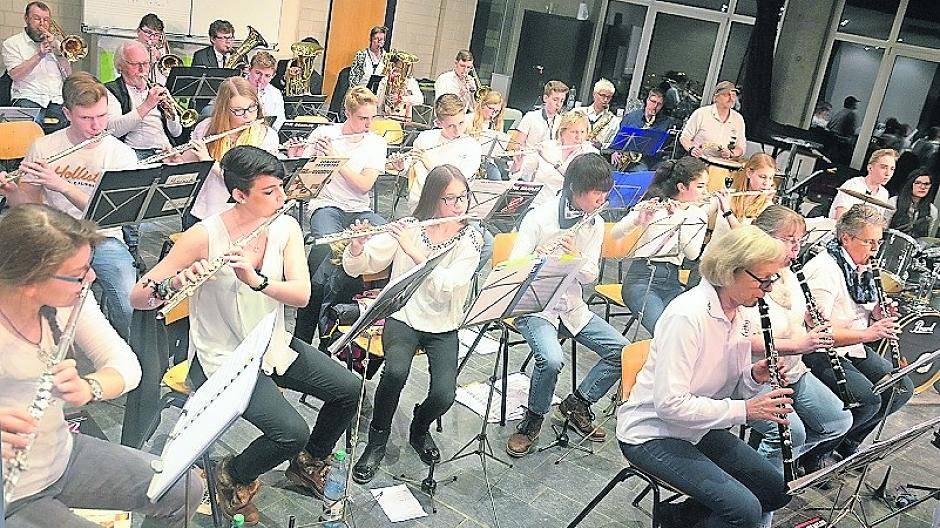  Die Tanzgruppe der KV De Üüle Dülken zeigte, was sie können — auch außerhalb der fünften Jahreszeit. 