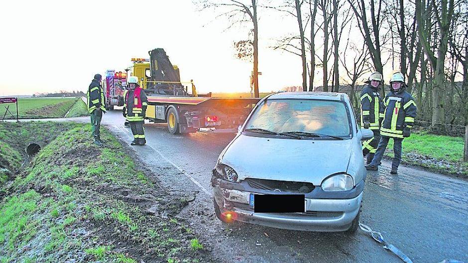 Die 24-jährige Fahrerin kam leicht verletzt ins Krankenhaus.