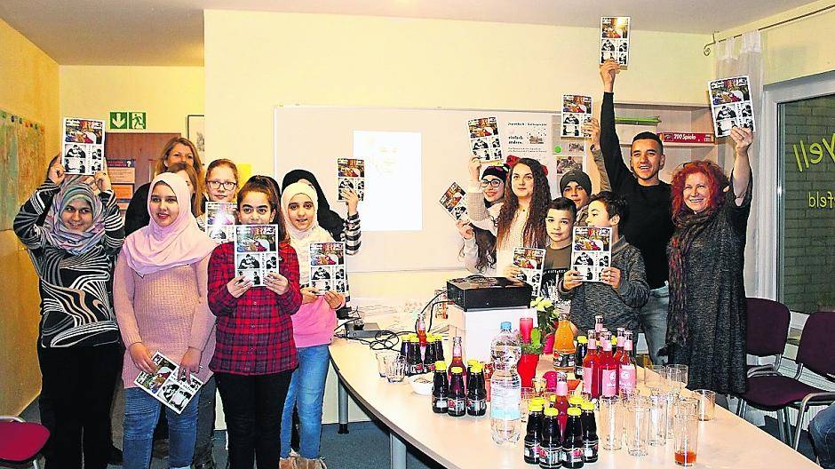 Unter dem Titel „Einfach anders“ entwarfen junge Flüchtlinge ein eigenes Buch.