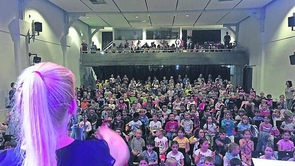  Wegen der großen Nachfrage gibt es von der „Singpause“ am 13. September auch noch ein Zusatzkonzert. 