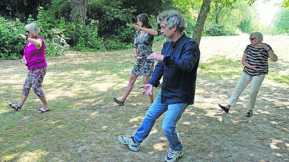 Tai-Chi im Rathauspark
