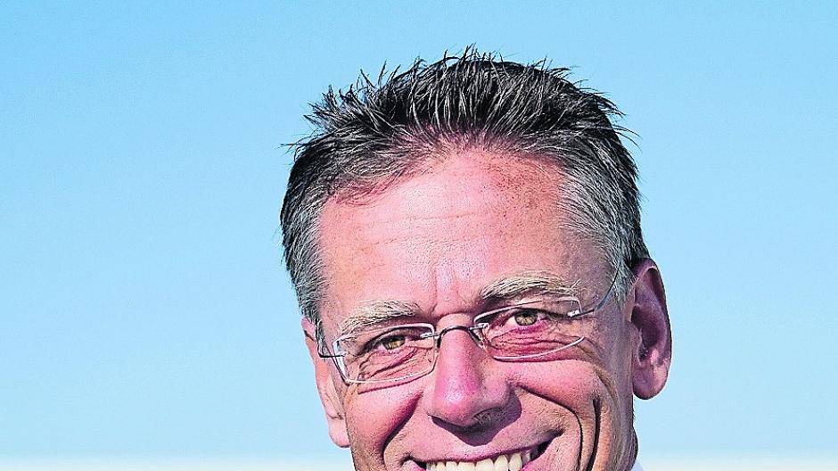 Landrat Hans-Jürgen Petrauschke begrüßt, dass die Zukunft der Martinusschule gesichert ist.