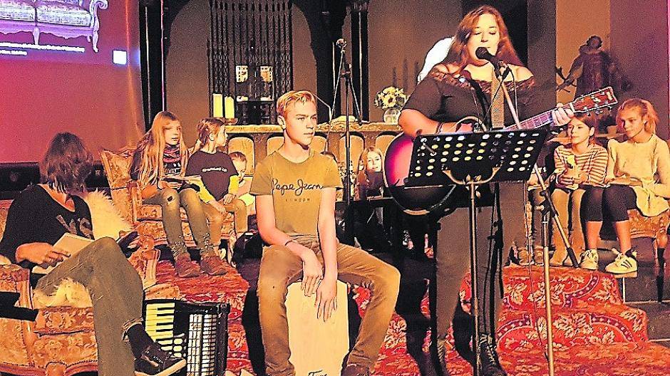 Das Mitsingkonzert „in Gottes Wohnzimmer“ in St. Stephanus in Lank-Latum kam bei den Besuchern sehr gut an.