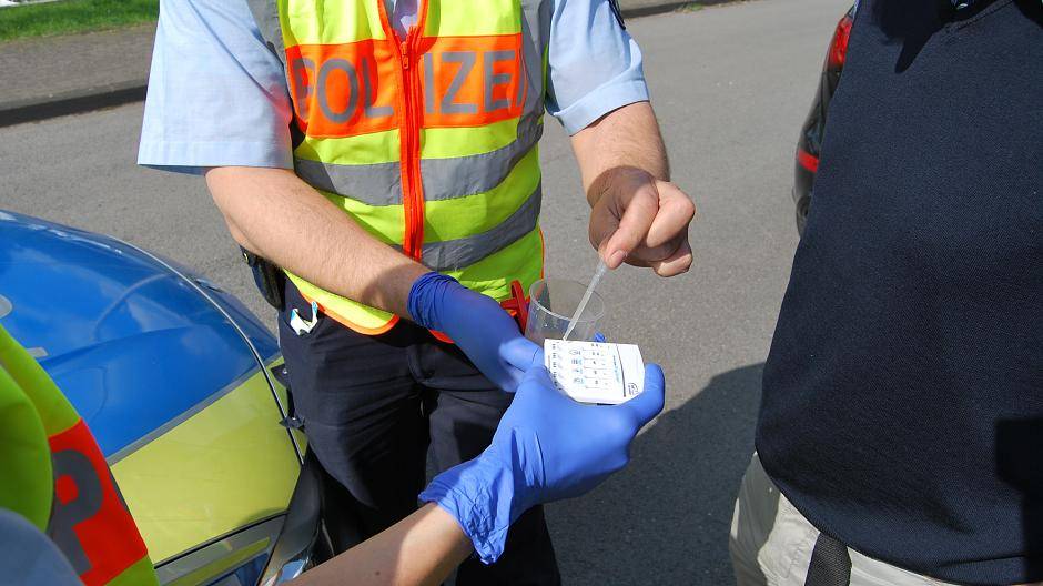 Fahranfänger auf Droge