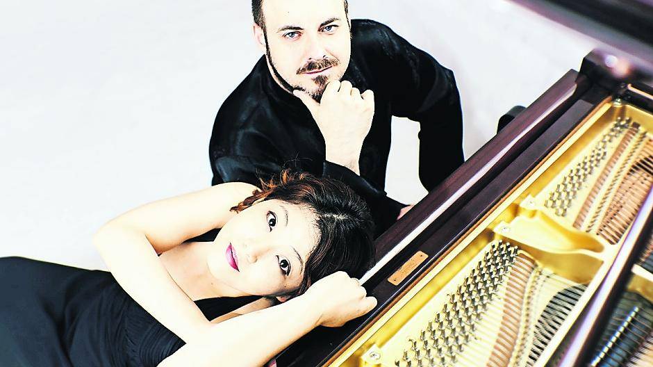  Mit dem Konzert des Klavierduos Tsuyuki und Rosenboom steht am kommenden Sonntag, 25. Februar, um 17 Uhr im Forum Wasserturm, Rheinstraße 10 in Lank-Latum, ein phänomenales Klangerlebnis auf dem Programm. 