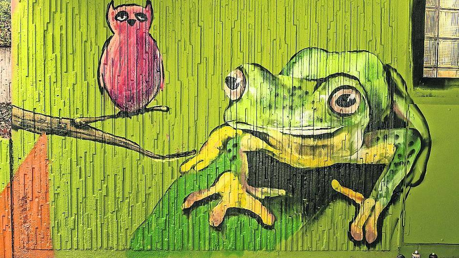 Mit originellen und farbenfrohen Motiven wurde die Unterführung Schürenweg im Bunten Garten aufgehübscht.
