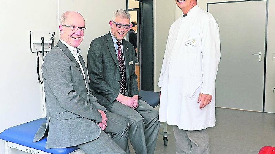 Farbenfrohes Provisorium: Die kinderärztliche Notdienstpraxis am Elisabeth-Krankenhaus in Rheydt.