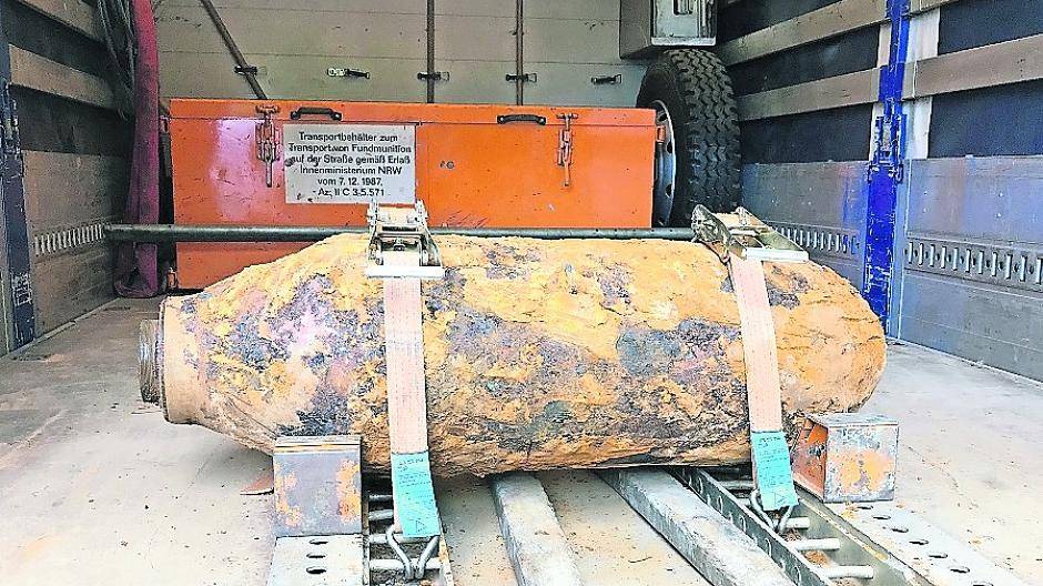 Die 250 Kilogramm schwere Bombe aus dem Zweiten Weltkrieg.