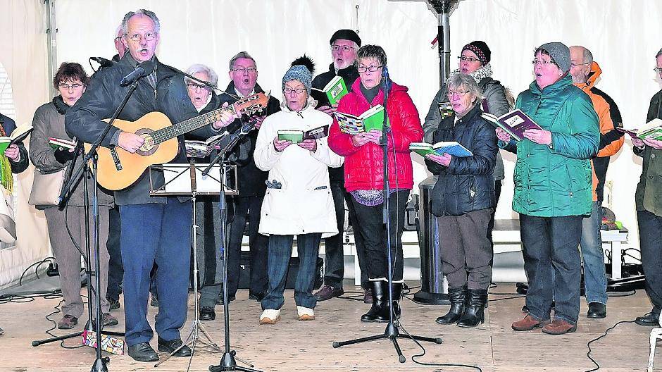  Die Mitglieder des Anrather Werberings freuen sich auf einen tollen Weihnachtsmarkt. Foto: Schütz 