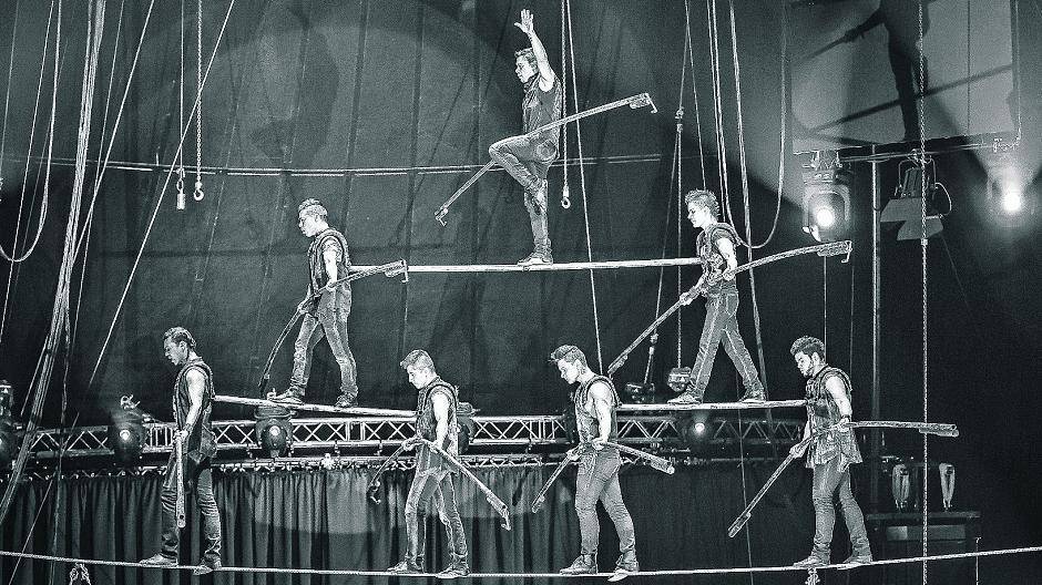 Hochseilakt der Extraklasse: Flic Flac macht Zuschauer atemlos.