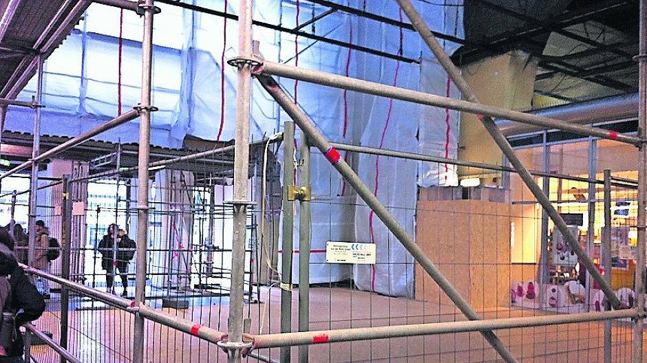  Gute Nachrichten für die Mönchengladbacher Bahnkunden. Im Gebäude tut sich endlich etwas. 