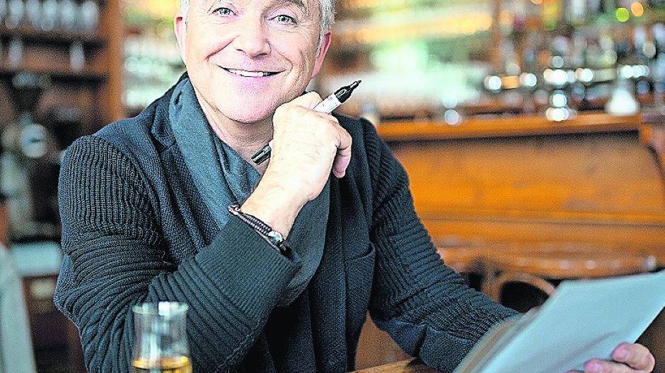  Zum Rendezvous kann man am 27. April Jörg Knör im TIG - Theater im Gründungshaus treffen. 