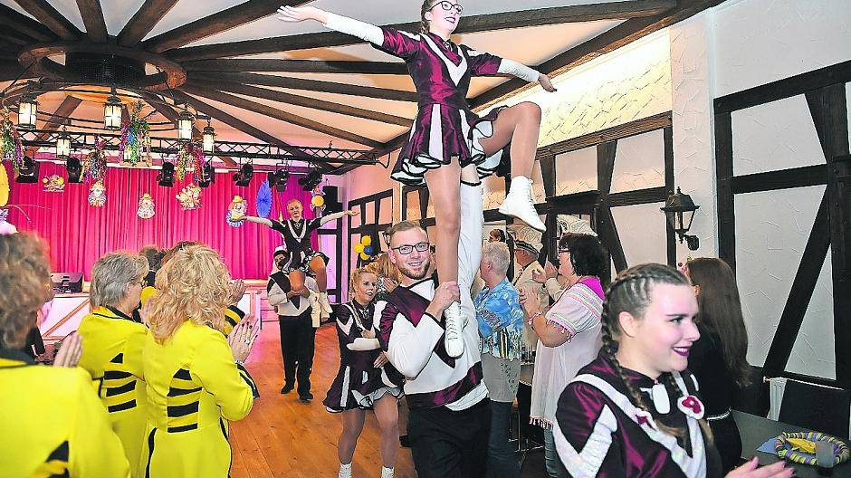 Start in die fünfte Jahreszeit