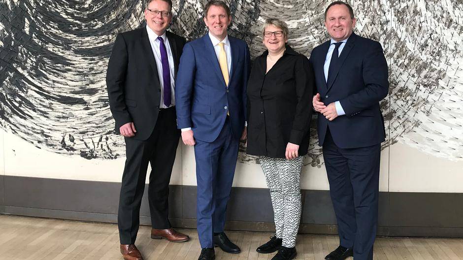 Marc Blondin, Jochen Klenner, Britta Oellers und Frank Boss (v.l.) freuen sich über die Entscheidung, die am Donnerstag gefallen ist.