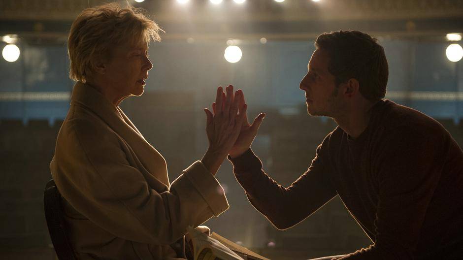  Die Liebe von Peter Turner (Jamie Bell) und Diva Gloria Grahame (Annette Benning) wird in „Film Stars Don’t Die in Liverpool“ auf eine harte Probe gestellt.  