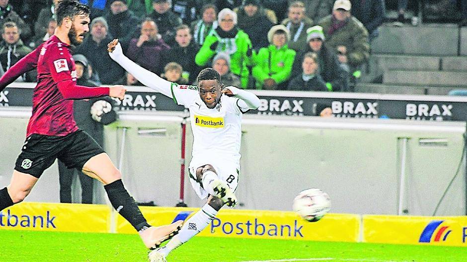  Vergangene Woche Torschütze gegen Hannover, heute in der Startformation? Gladbachs Denis Zakaria. 