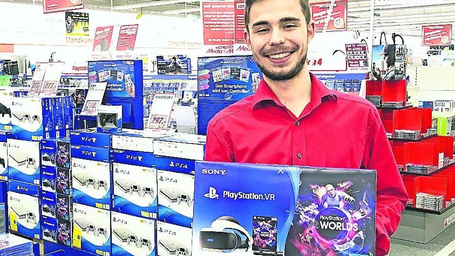 Im virtuellen Universum OASIS entfliehen Wade Watts (Tye Sheridan) und seine Freunde der tristen Realität.