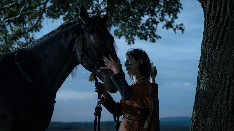 Ari (Luna Paiano) und Ostwind haben eine besondere Verbindung.