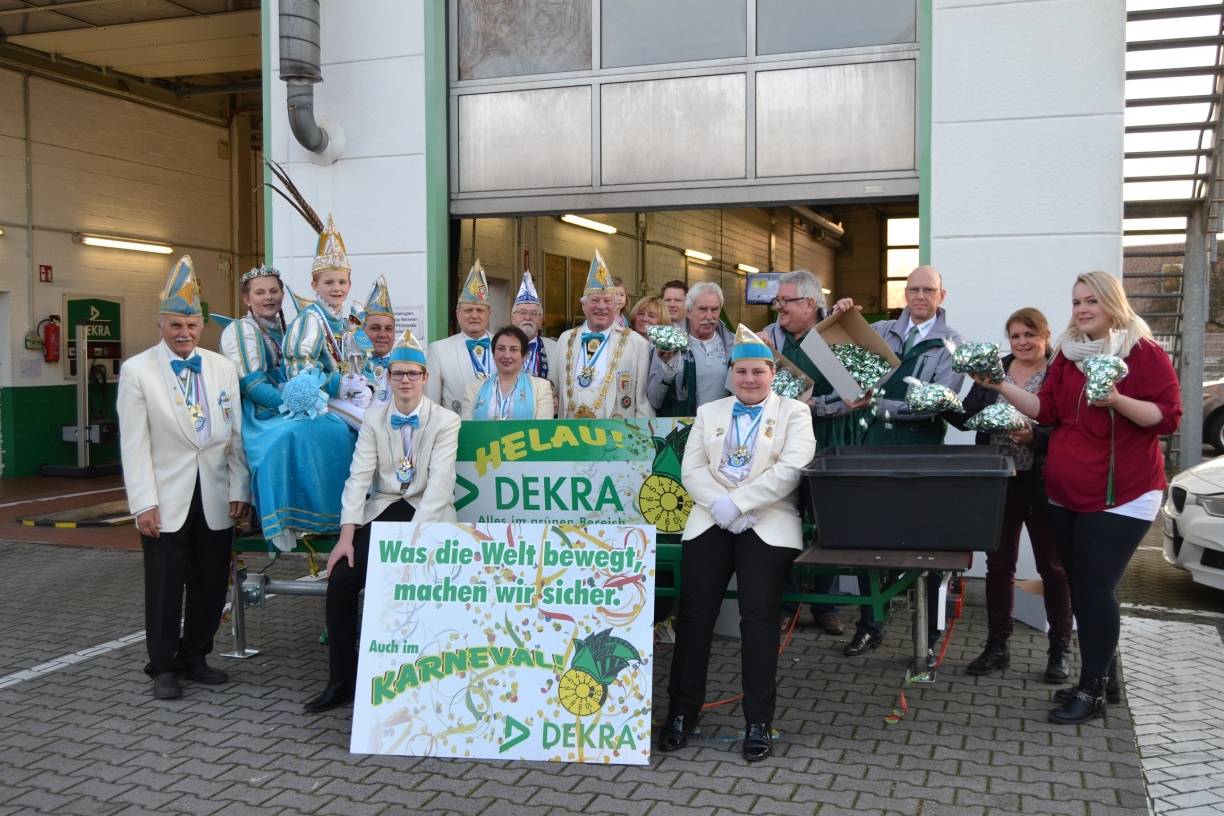  Gute Stimmung beim Prinzenwiegen. 