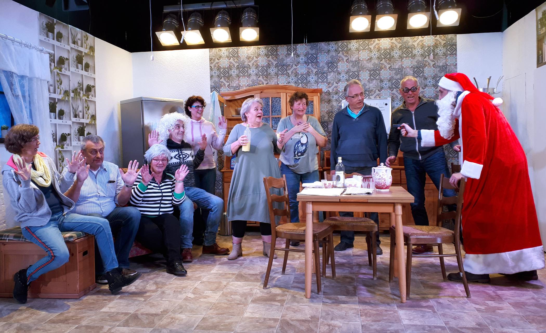 Für die sechs Aufführungen des Kirchentheaters in Buchholz gibt es Restkarten zu je acht Euro nur noch an der Abendkasse.