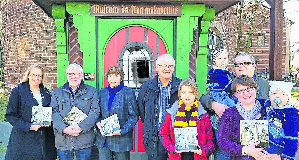 Iris Kater (Verlegerin), Toni Goebels (Übersetzer), Irmgard Wilms (Herausgeberin), Herbert Wilms, Zwillinge Raphael und Marcus, Michael Wilms, Celina Wilms, Evelina Wilms.