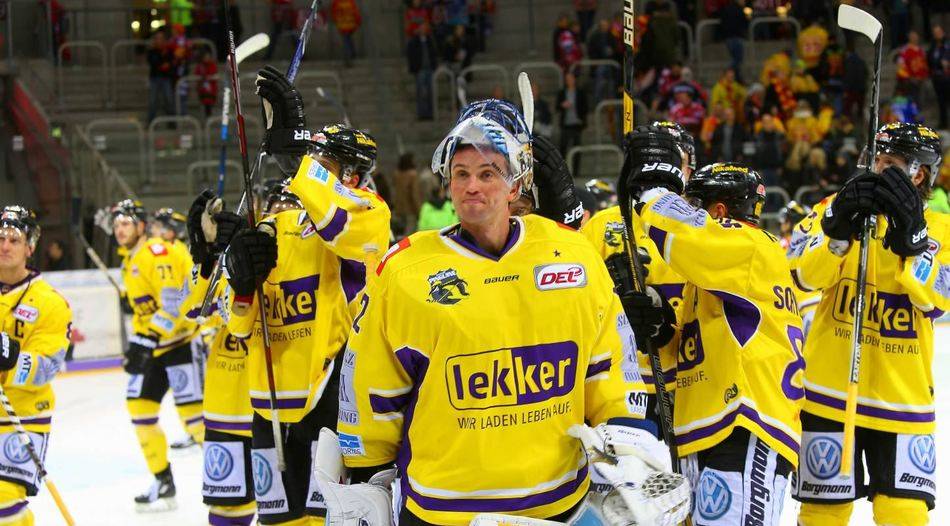 Krefeld Pinguine: Goalie Pätzold verlängert seinen Vertrag