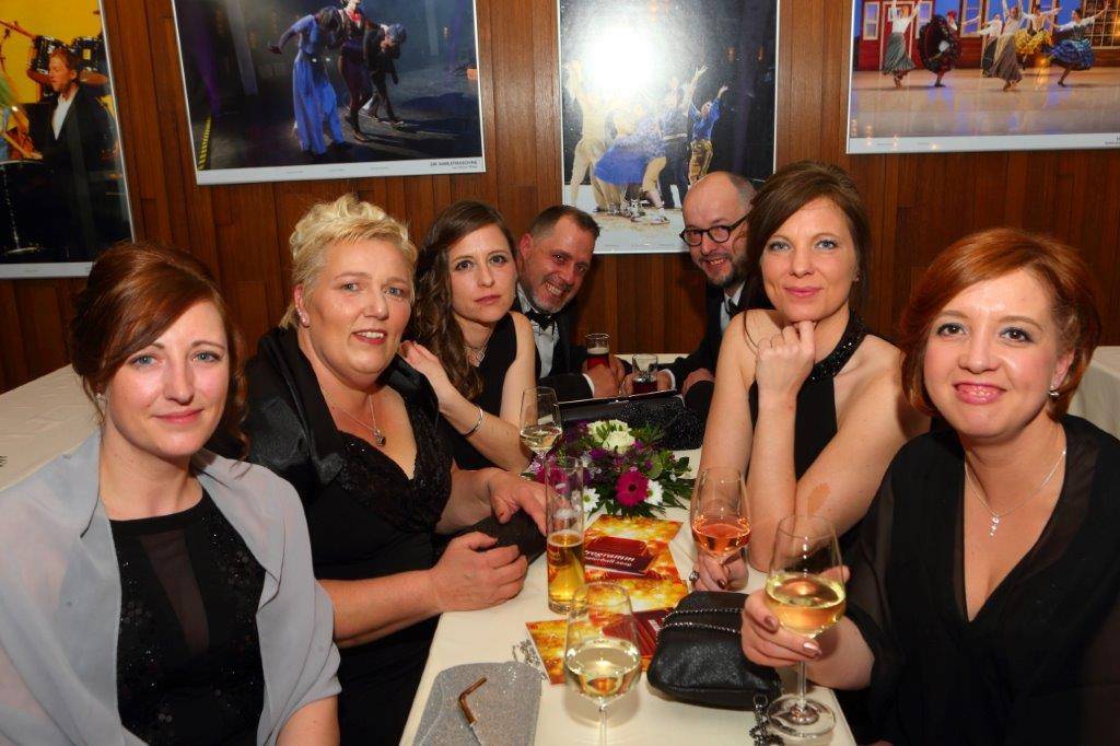  Ladies Night beim Krefelder Theaterball