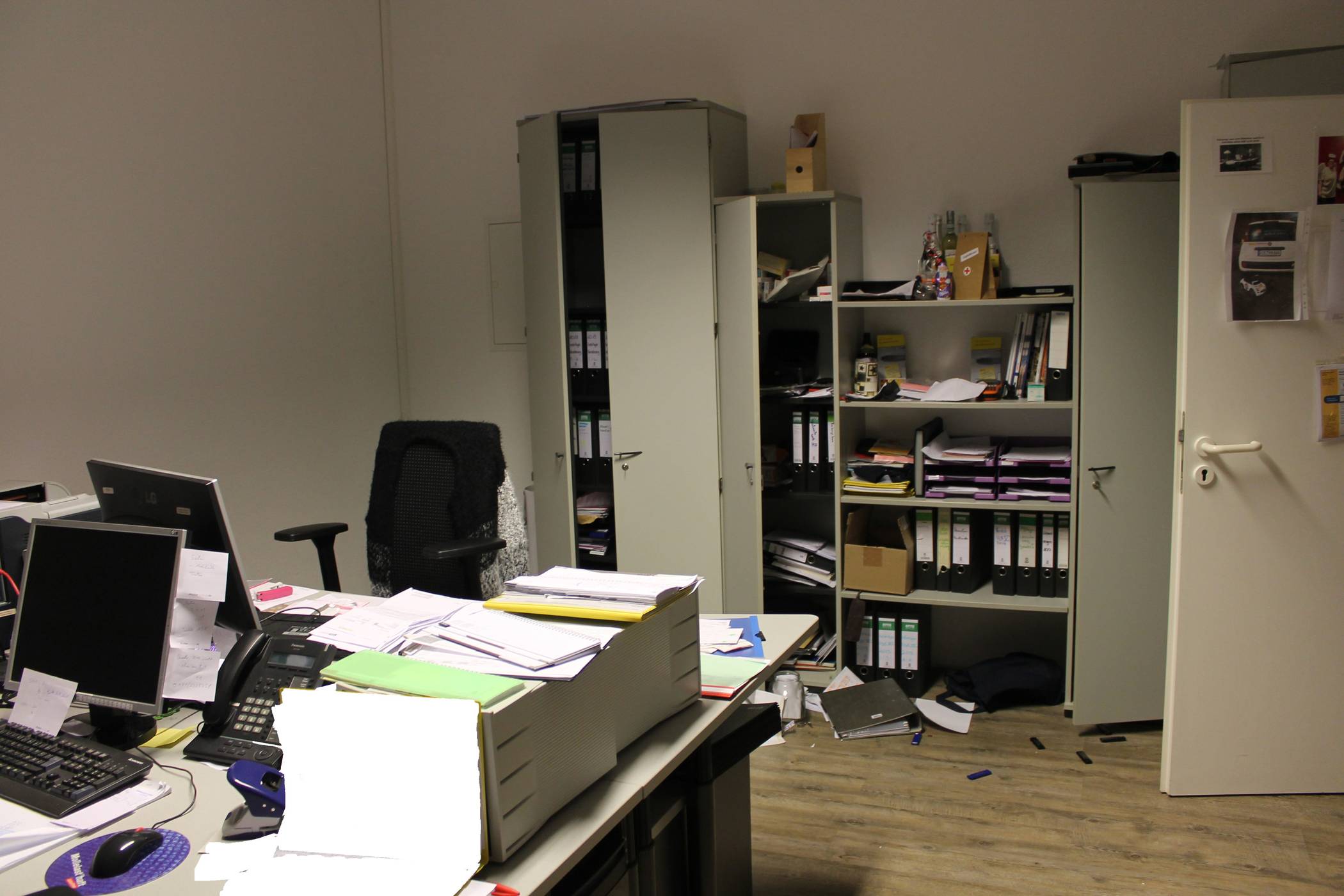 Einbruch in die Filiale des Arbeiter-Samariter-Bunds in Brüggen – nur eine der Straftaten, die aufs Konto der Gruppe jugendlicher Intensivtäter aus Rheydt geht.