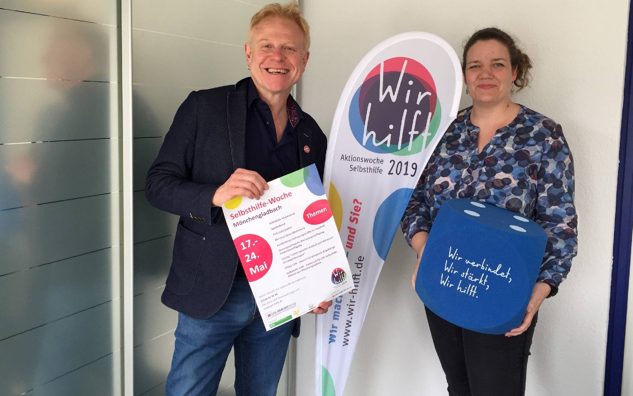 Georg Meurer und Ina Lauterbach sind die Profis in der Selbsthilfe-Kontaktstelle. Bei ihnen laufen die Fäden von rund 120 Gruppen zusammen.