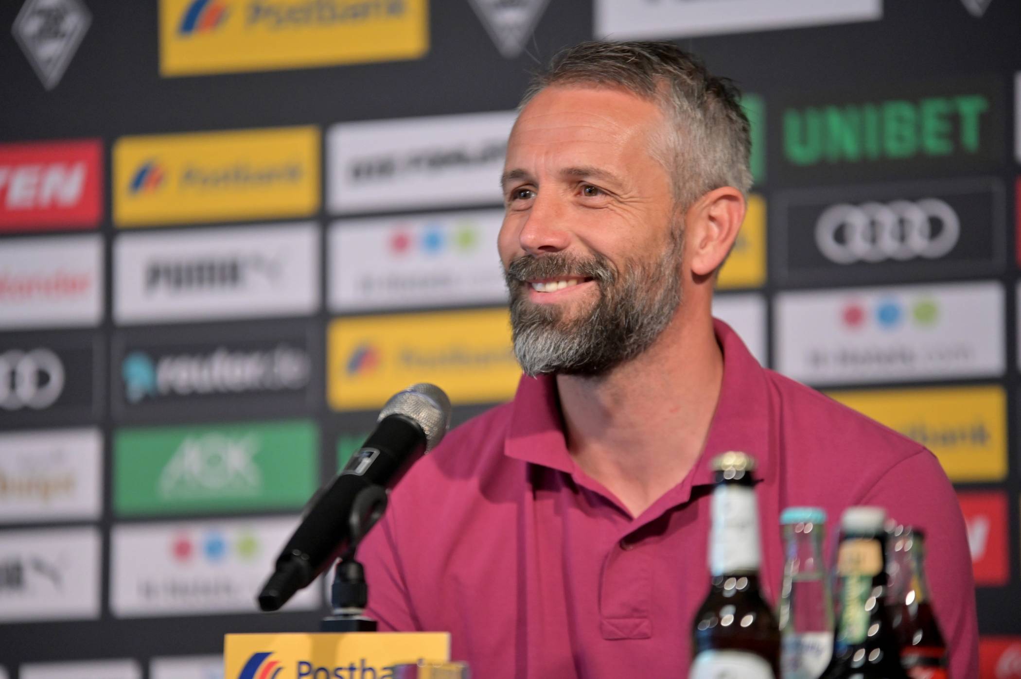  Maro Rose bei seiner Vorstellung. 