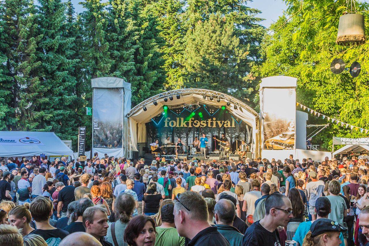 Am 15. Juni strömen wieder tausende