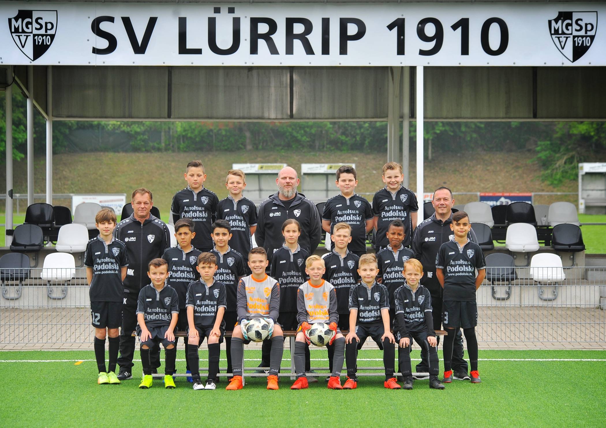 Die E2 mit Trainer Michael Kamps greift am Pfingstsamstag ab 14 Uhr in das Geschehen mit ein.