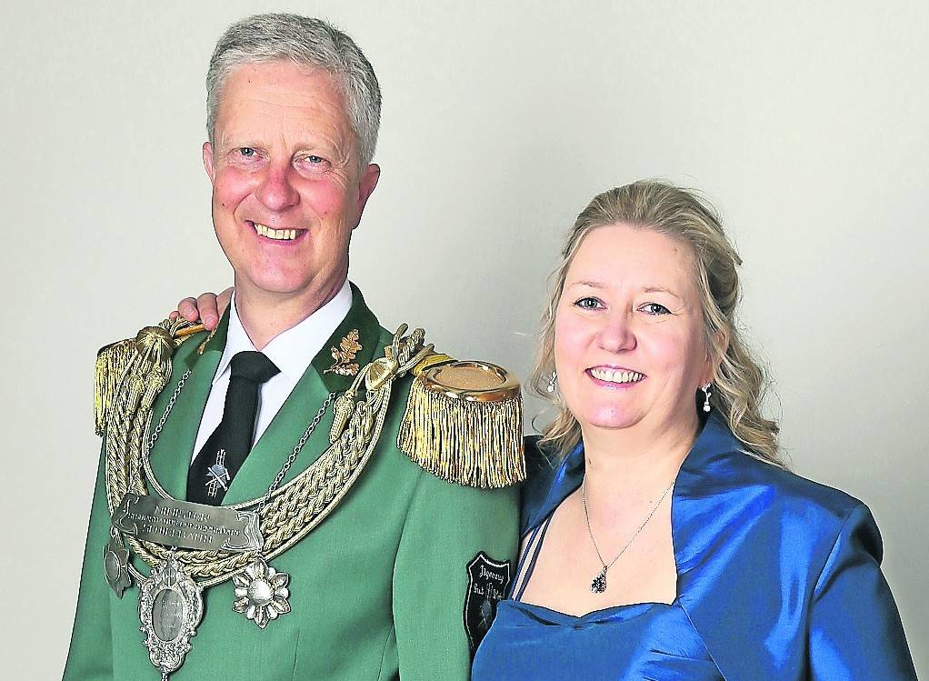  Minister Frank Mertens und Ehefrau Nadine. 