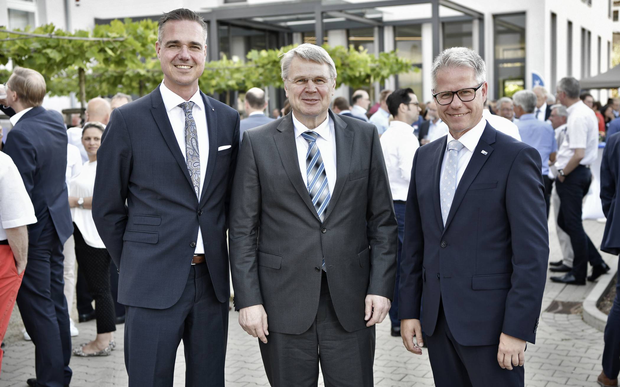 IHK-Präsident Elmar te Neues (l.) und