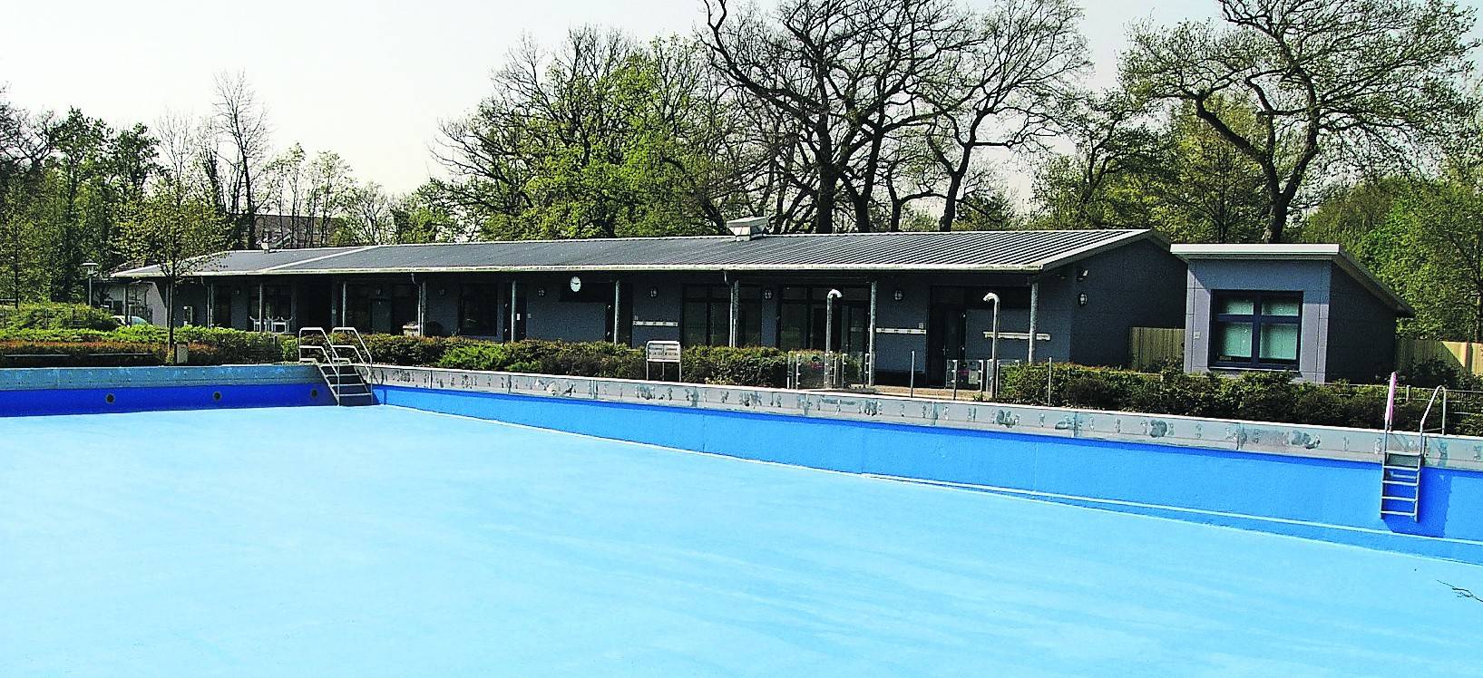 Das Hiesfelder Freibad hat nach Ansicht der Stadtverwaltung keine Zukunft.