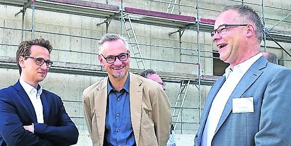  : „Halbzeit“: Richtfest am Nettetaler Krankenhaus