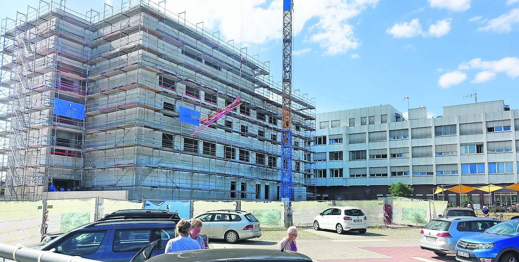  : „Halbzeit“: Richtfest am Nettetaler Krankenhaus