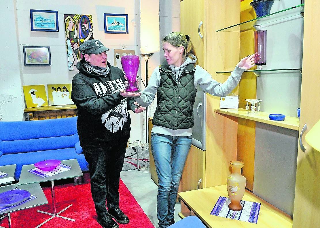 Ob Deko-Artikel oder eine komplette Wohnungseinrichtung – im sozialen Gebrauchtwarenkaufhaus „kaufbar“ gibt es Erstklassiges aus zweiter Hand.