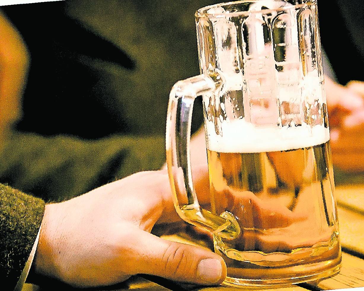Das letzte Bier: Immer mehr Kneipen, Restaurants und Gaststätten sind von der Schließung bedroht. Die Gewerkschaft NGG warnt vor dem Verlust „von einem Stück Alltagskultur“.
