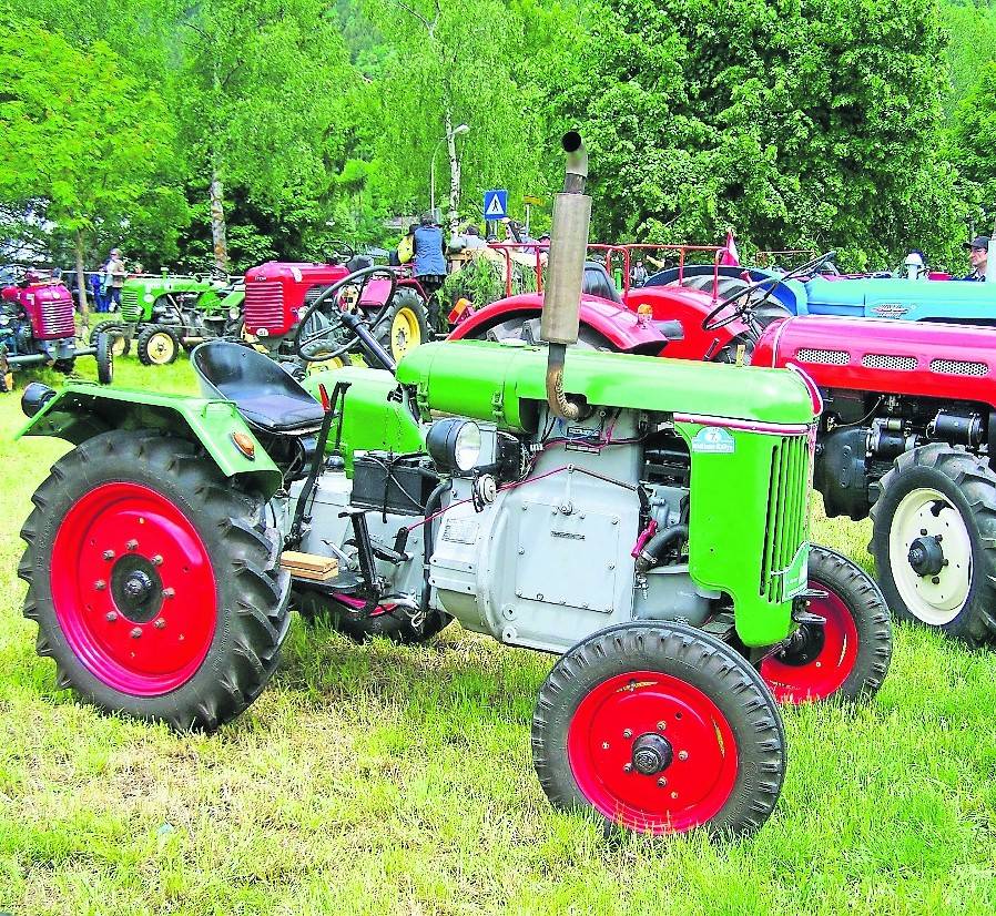 Der Verein Alte Fruende 07 lädt zum Treffen mit Trecker ein.