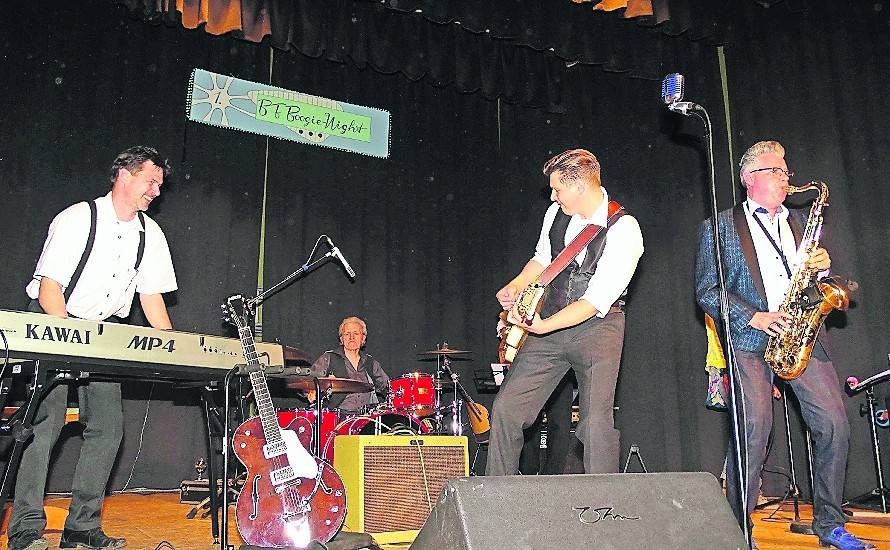  Die Band „Blue Moon“ rockt am 10. August für den guten Zweck. 