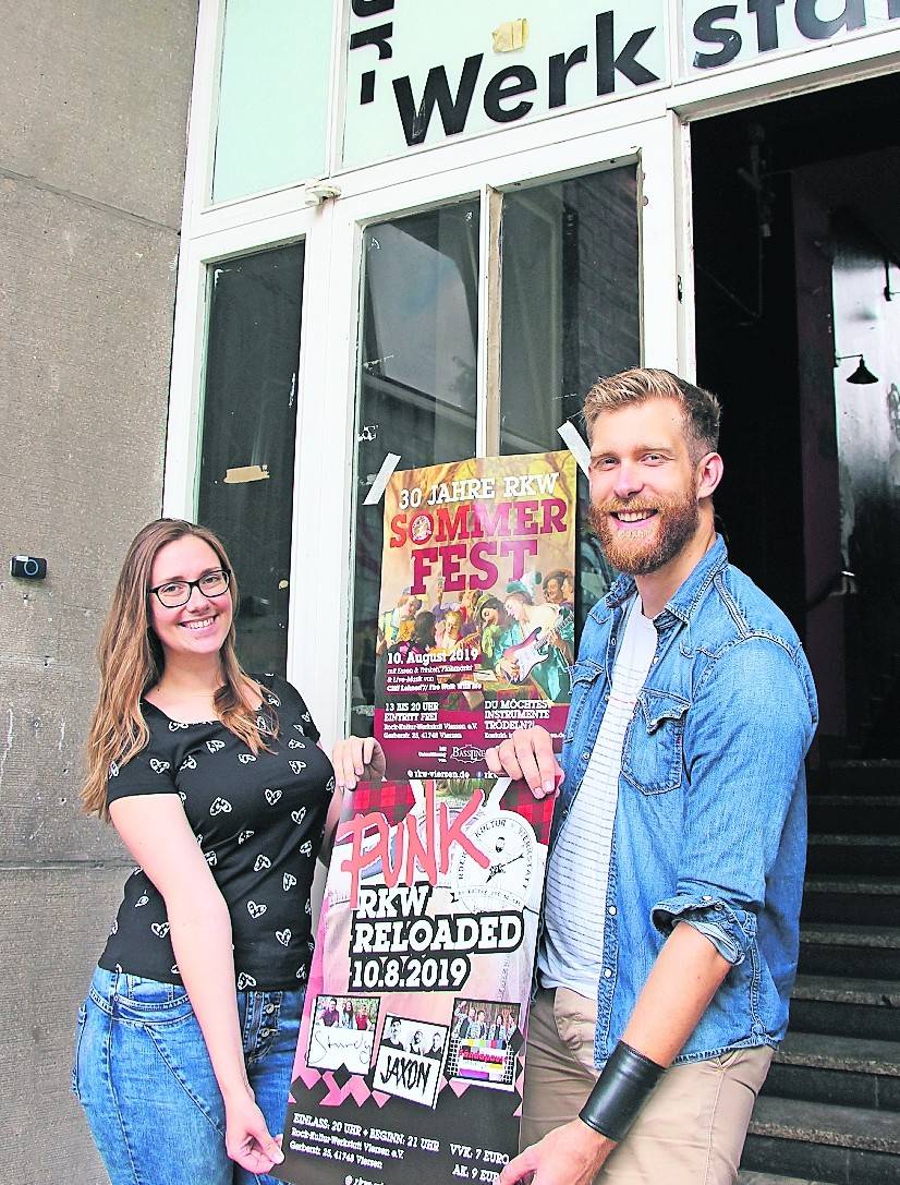 Ulrich Steinsiepe und Alexandra Strux unterstützen die Rock-Kultur-Werkstatt als Vereins-Mitglieder und freuen sich auf die nächsten Konzerte und Events. 