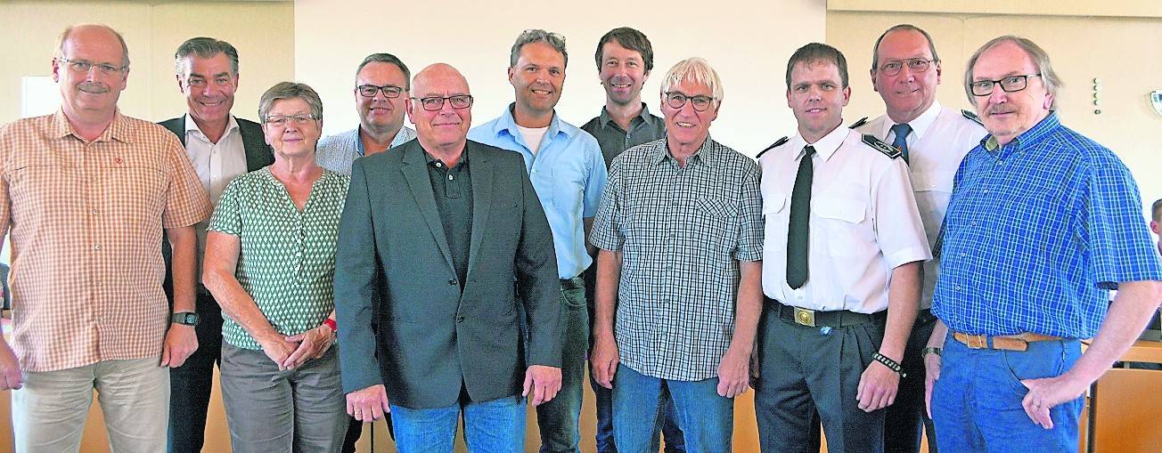 Die Feuerwehr und das DRK haben den Ausschussvorsitzenden gedankt.