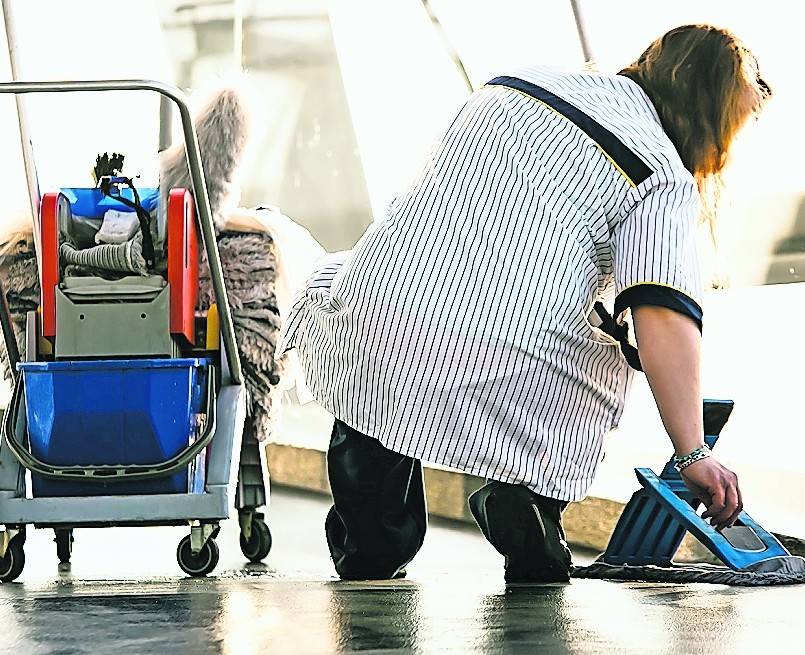  Im Reinigungsgewerbe arbeiten besonders viele Frauen als Mini-Jobber. 