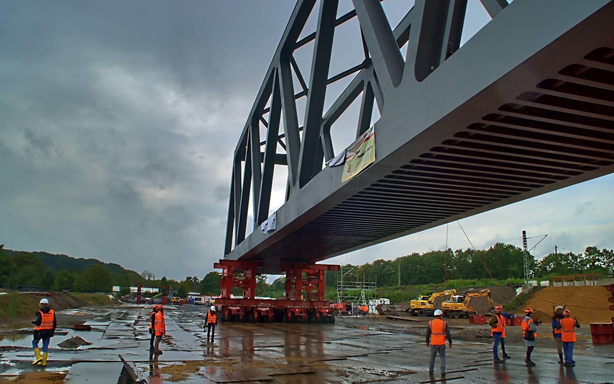 Am Donnerstag vergangener Woche war es dann soweit: Die neue Brücke wurde zu ihrer...