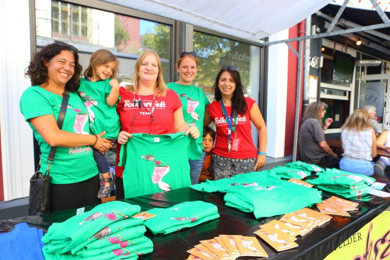 Sonne, Musik, Tanz und Snacks