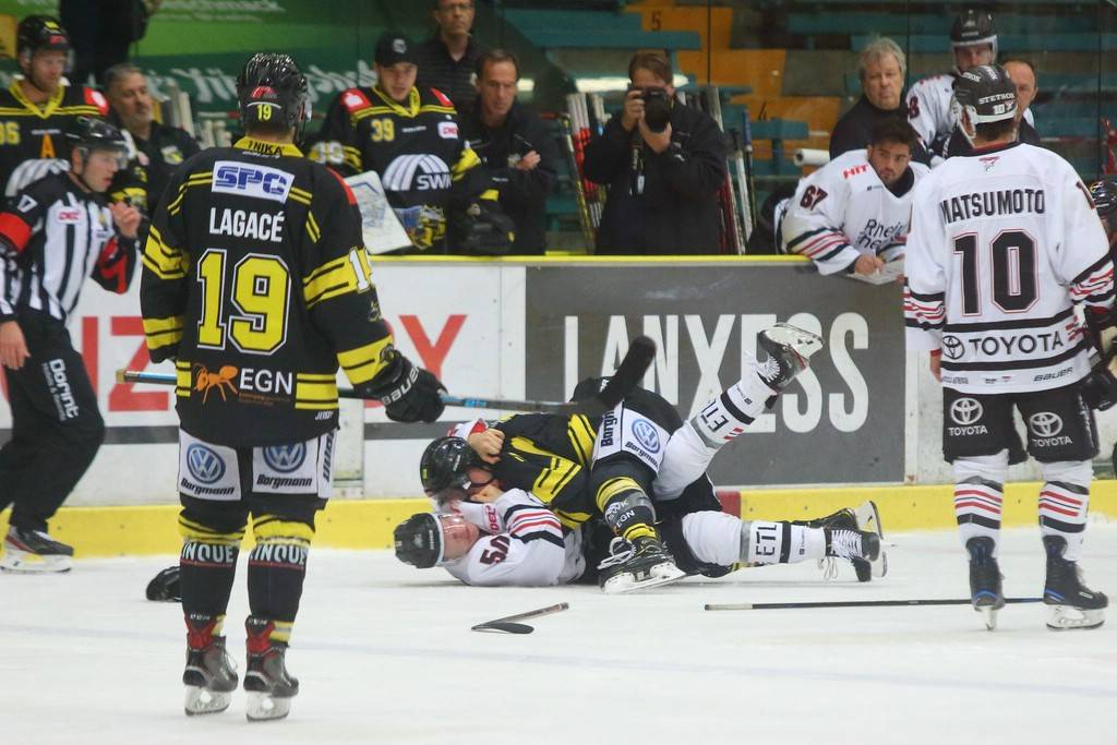 Pinguine verlieren Generalprobe gegen die Haie mit 1:2