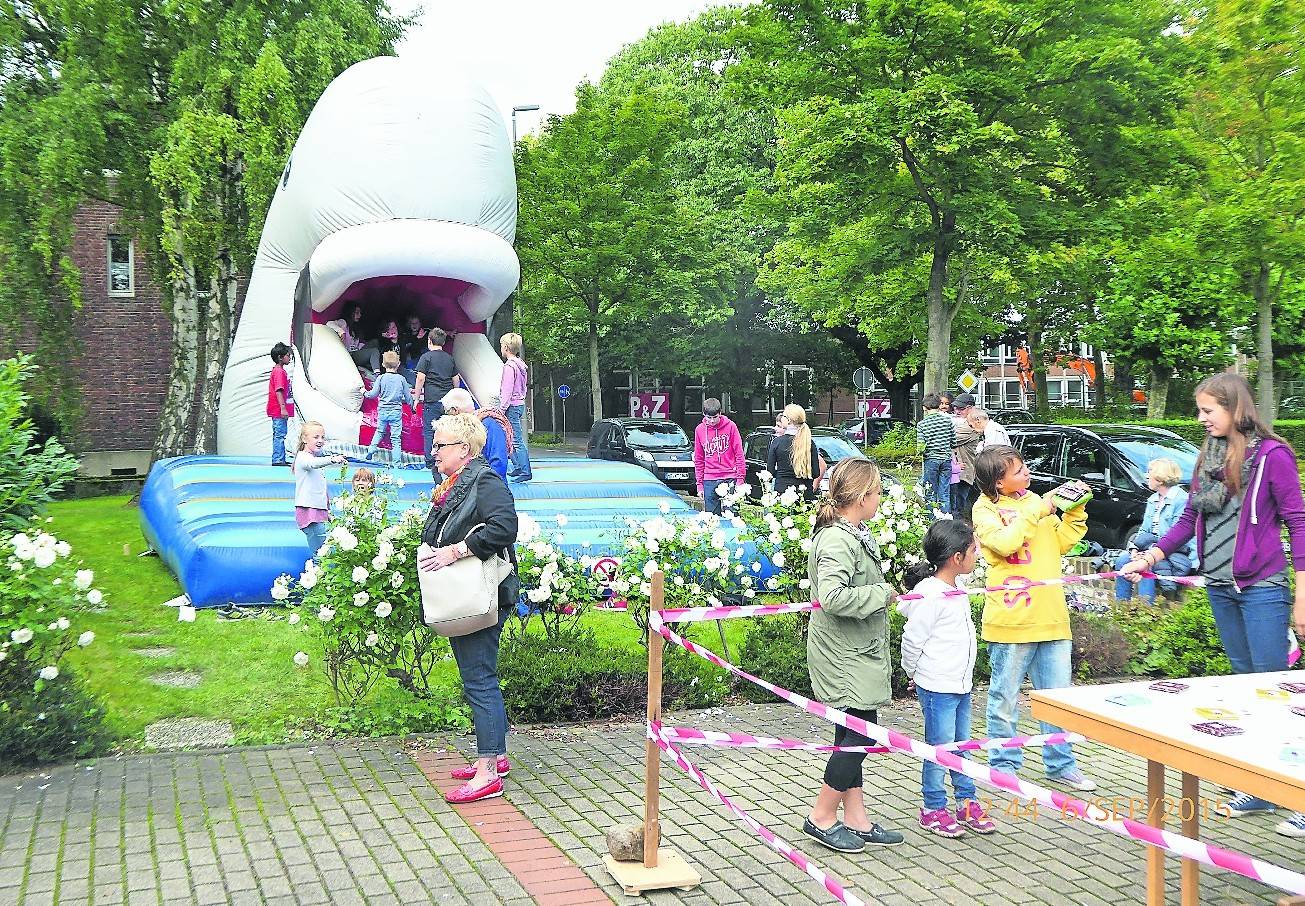 Für Kinder wird auch in diesem Jahr eine Hüpfburg aufgebaut.