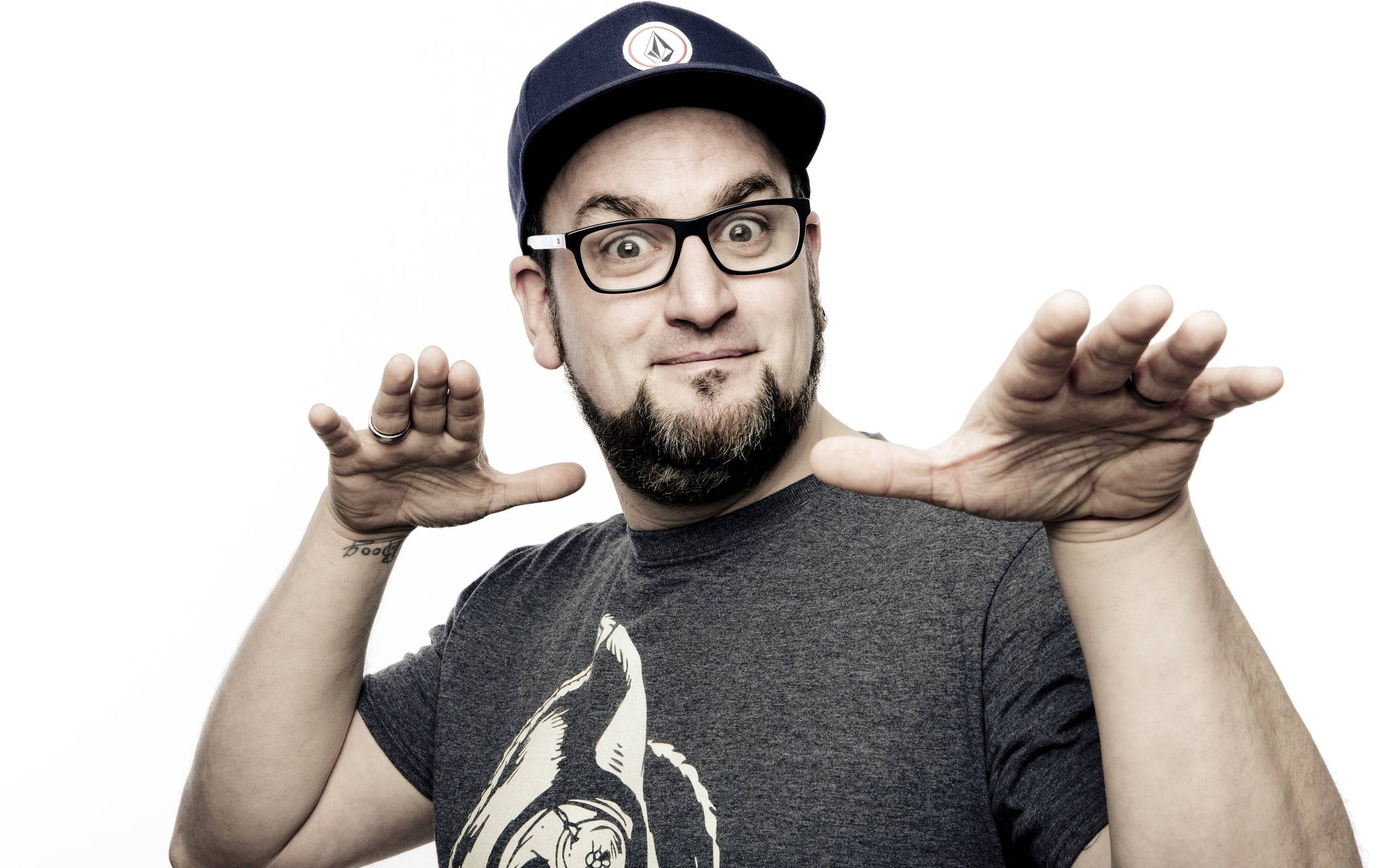 Markus Grimm erzählt am 29. November ganz selbstironisch und auf lustige Art moderne Märchen.