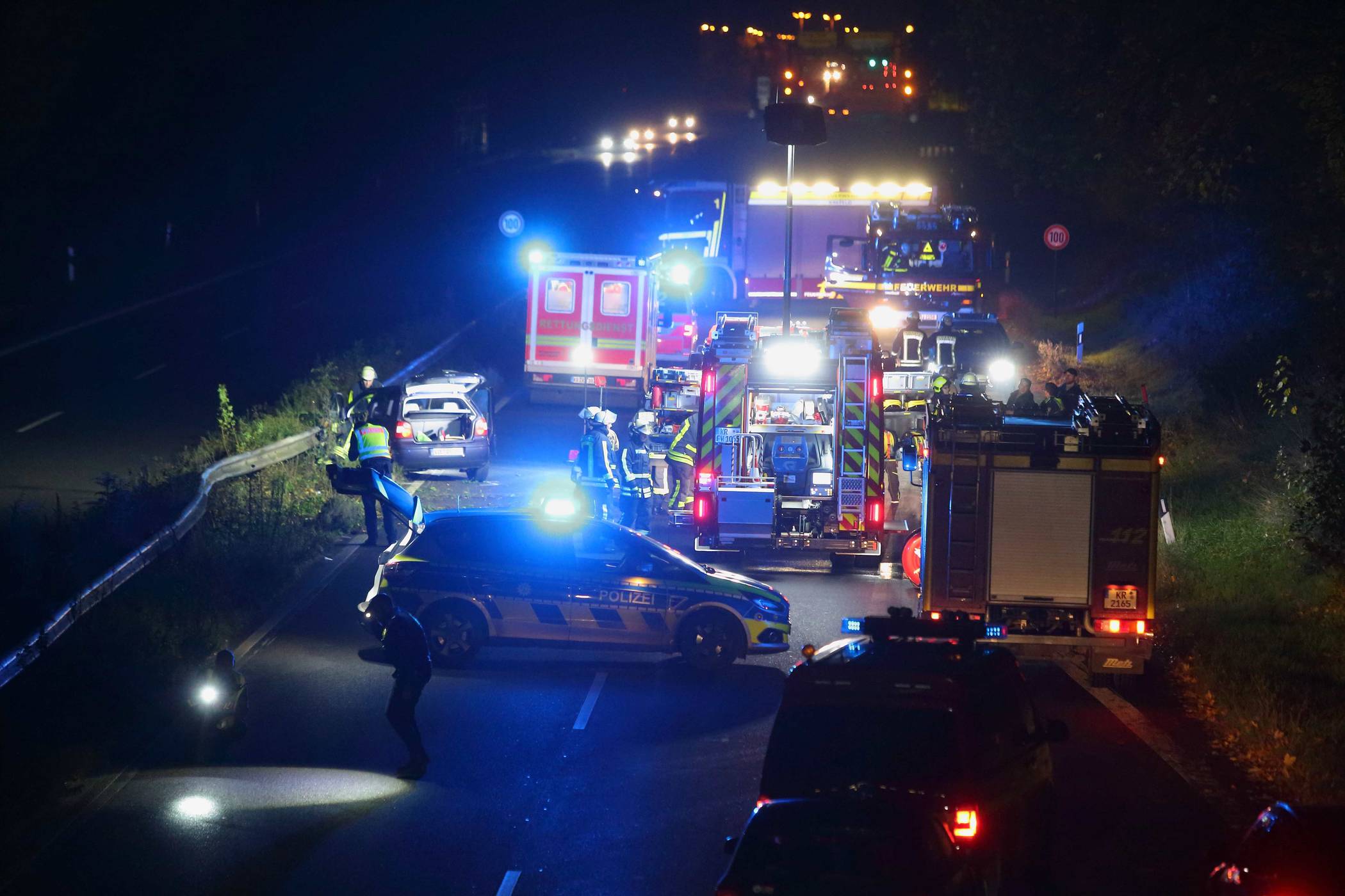 Schwerverletzter: Unfall führte zur Sperrung des Charlottering und Autobahnabfahrten